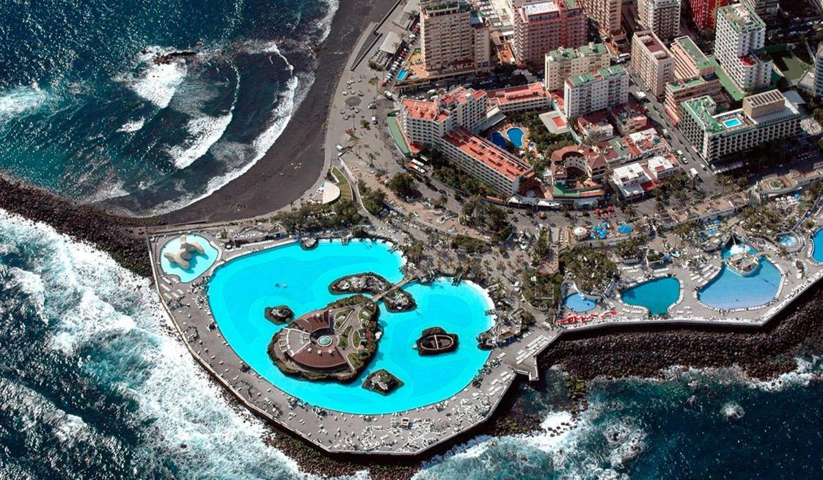 Palmeras Playa Studio: Pools, Beach, Sun & Shore Пуерто де ла Крус Екстериор снимка